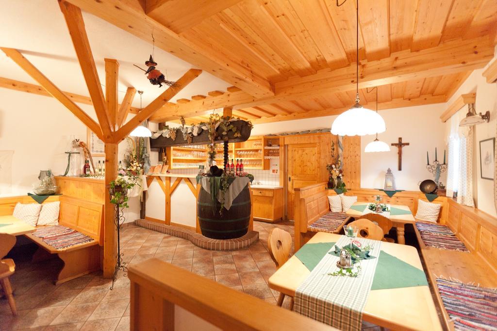 Weingut Seiner Vlg. Kraxner Villa Greisdorf ภายนอก รูปภาพ