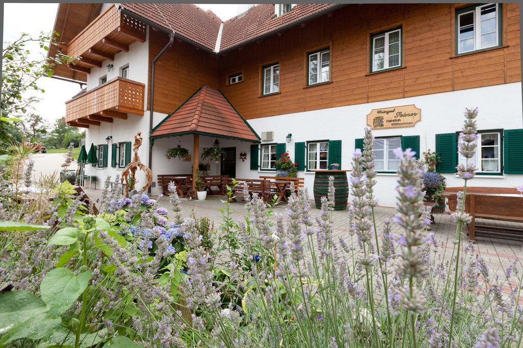 Weingut Seiner Vlg. Kraxner Villa Greisdorf ภายนอก รูปภาพ