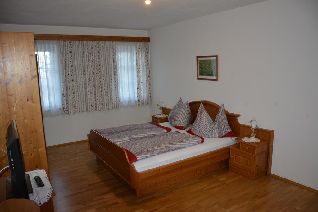 Weingut Seiner Vlg. Kraxner Villa Greisdorf ภายนอก รูปภาพ
